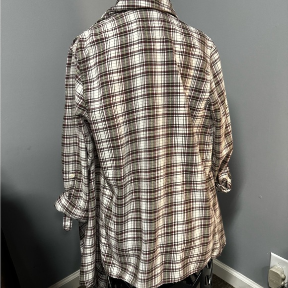 Natural Reflections Shire Plaid Ruana for Ladies - Picture 6 of 7